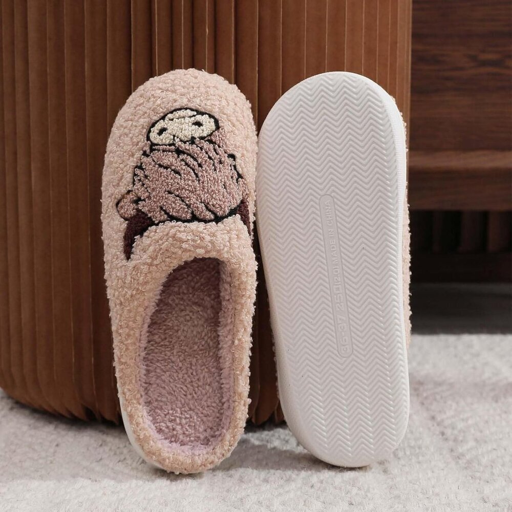 Women’s Highland Cow Slippers Plush Indoor Non Slip Warm Home Shoes - Picture 6 of 7